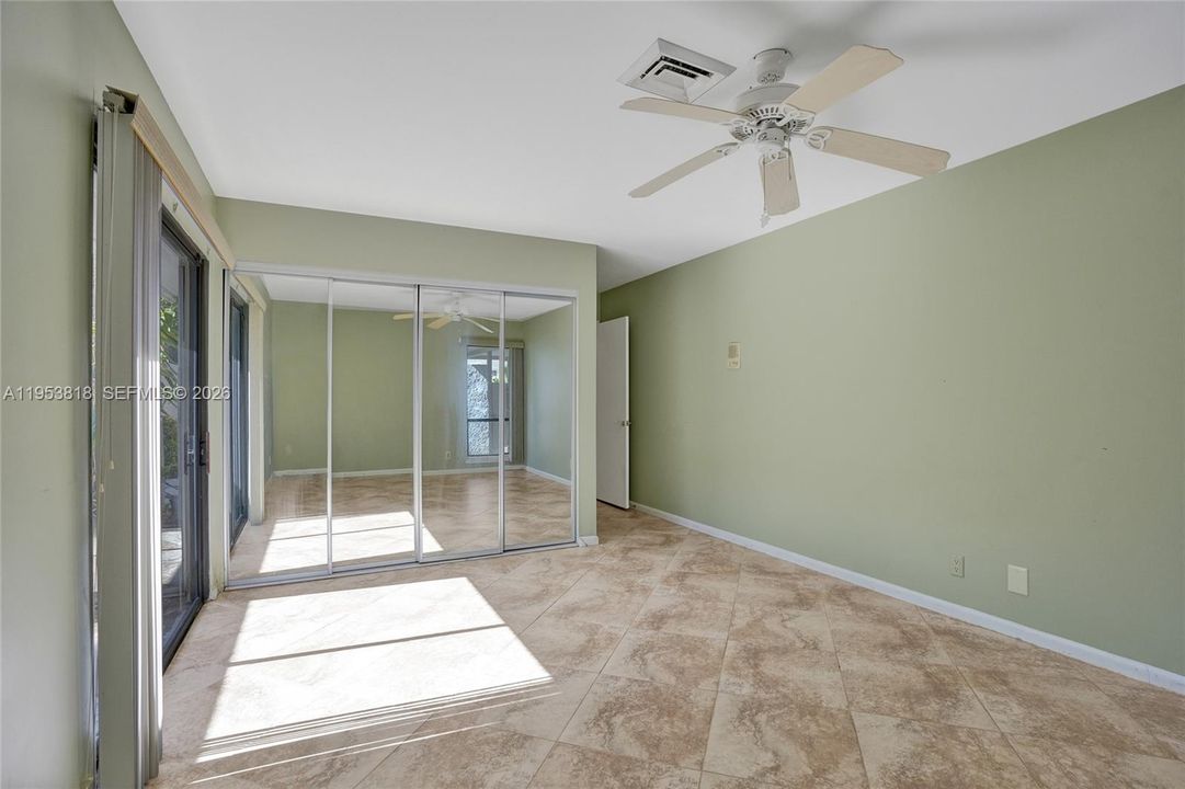 En Venta: $824,950 (2 camas, 2 baños, 2009 Pies cuadrados)