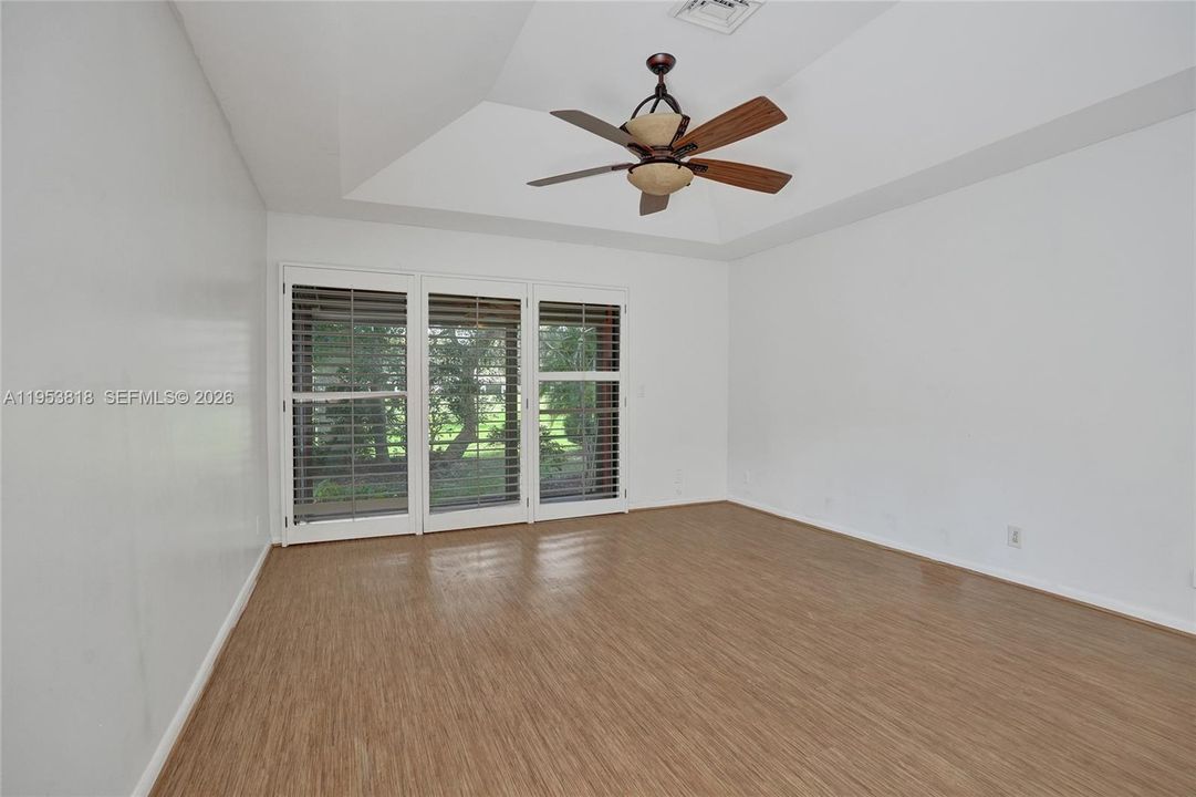 En Venta: $824,950 (2 camas, 2 baños, 2009 Pies cuadrados)