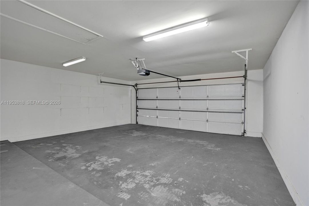 En Venta: $824,950 (2 camas, 2 baños, 2009 Pies cuadrados)