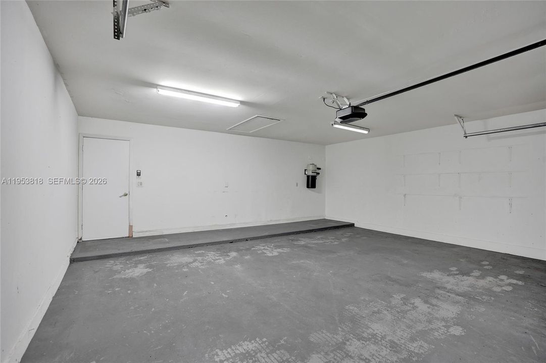 En Venta: $824,950 (2 camas, 2 baños, 2009 Pies cuadrados)