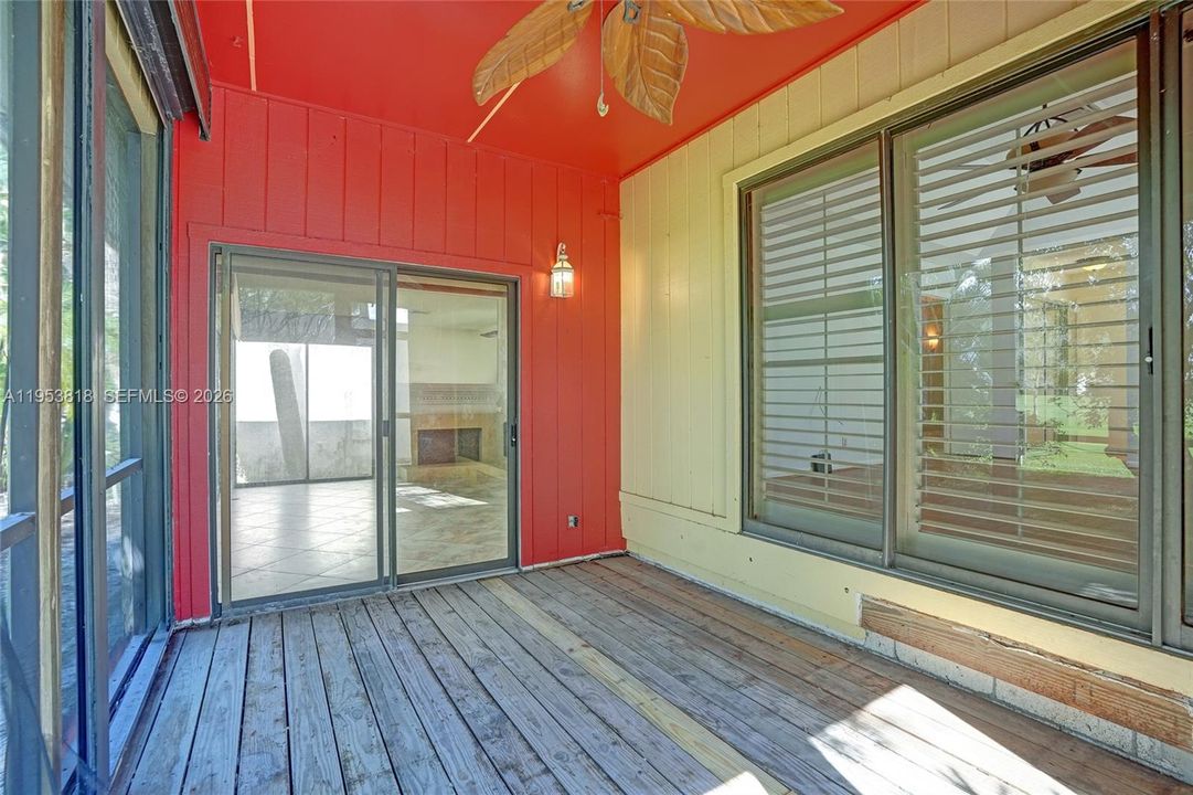En Venta: $824,950 (2 camas, 2 baños, 2009 Pies cuadrados)