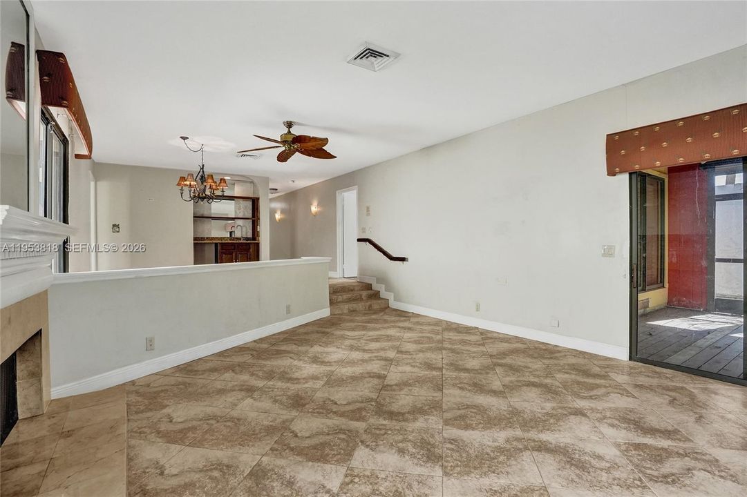 En Venta: $824,950 (2 camas, 2 baños, 2009 Pies cuadrados)