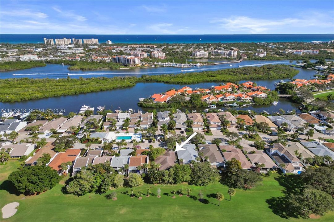 En Venta: $824,950 (2 camas, 2 baños, 2009 Pies cuadrados)