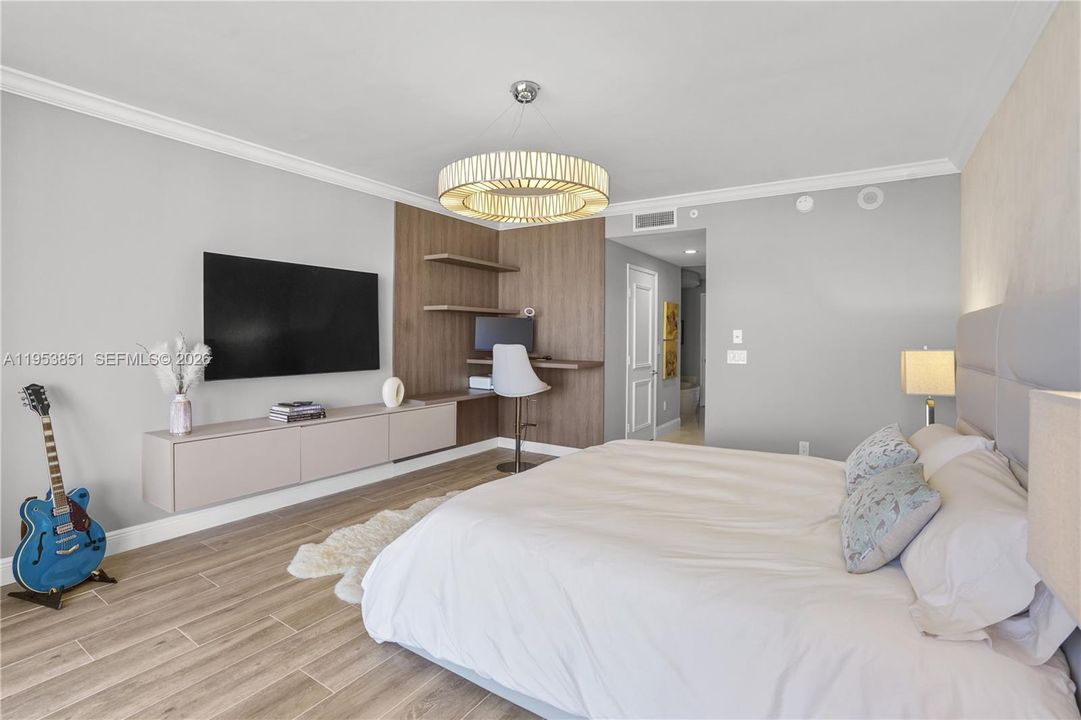 Activo con contrato: $3,600,000 (2 camas, 2 baños, 2100 Pies cuadrados)