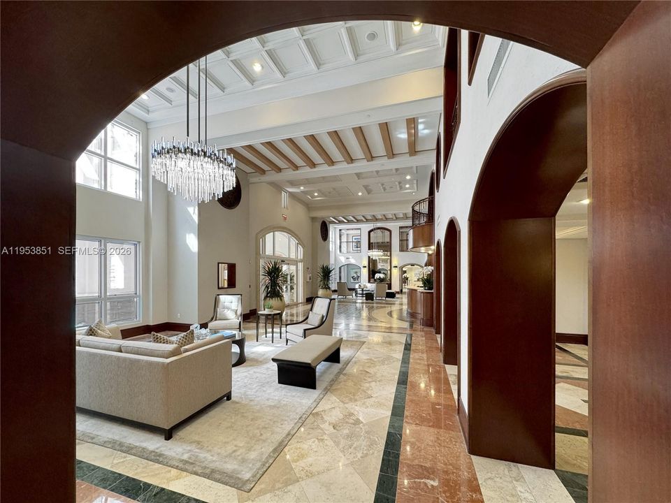Activo con contrato: $3,600,000 (2 camas, 2 baños, 2100 Pies cuadrados)
