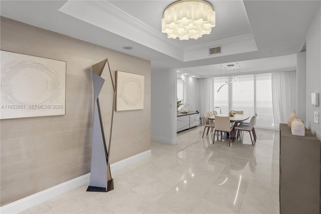 Activo con contrato: $3,600,000 (2 camas, 2 baños, 2100 Pies cuadrados)