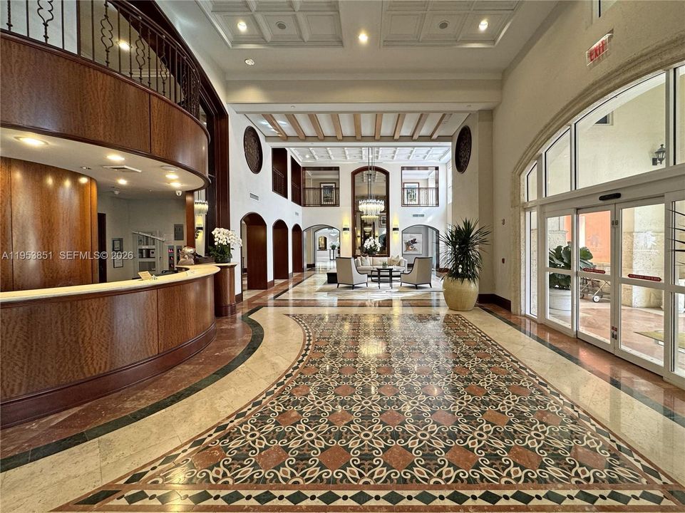 Activo con contrato: $3,600,000 (2 camas, 2 baños, 2100 Pies cuadrados)