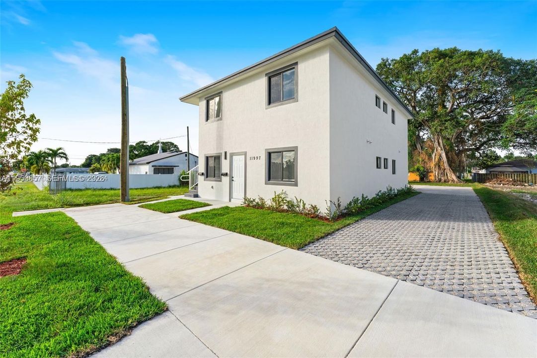 En Venta: $798,000 (0 camas, 0 baños, 2374 Pies cuadrados)