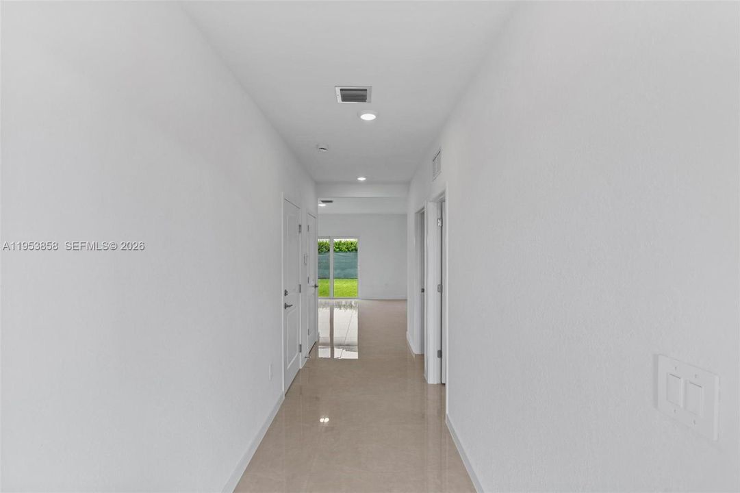 На продажу: $775,900 (4 спален, 3 ванн, 2736 Квадратных фут)