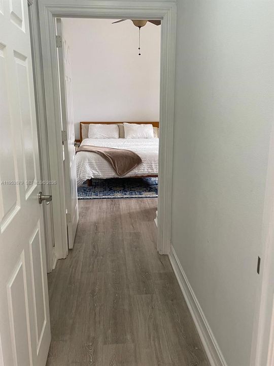 For Sale: $550,000 (2 beds, 2 baths, 1343 Square Feet)