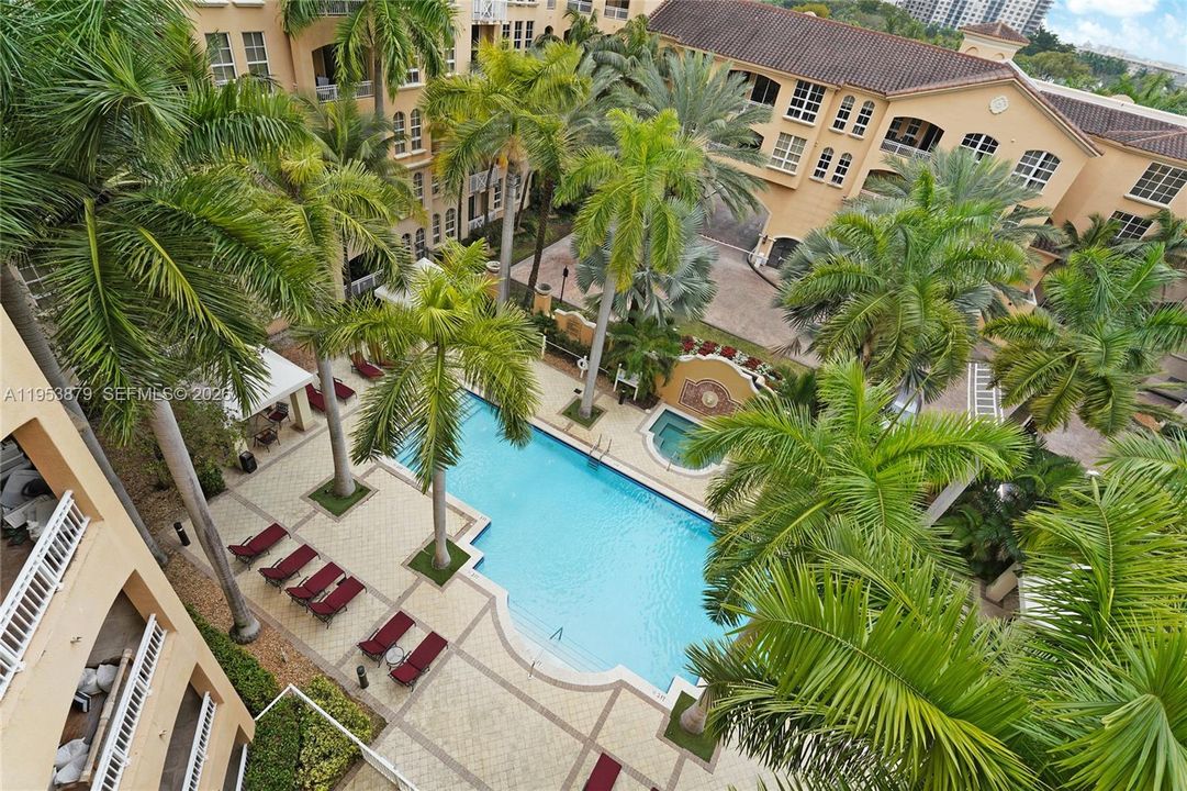 For Sale: $550,000 (2 beds, 2 baths, 1343 Square Feet)