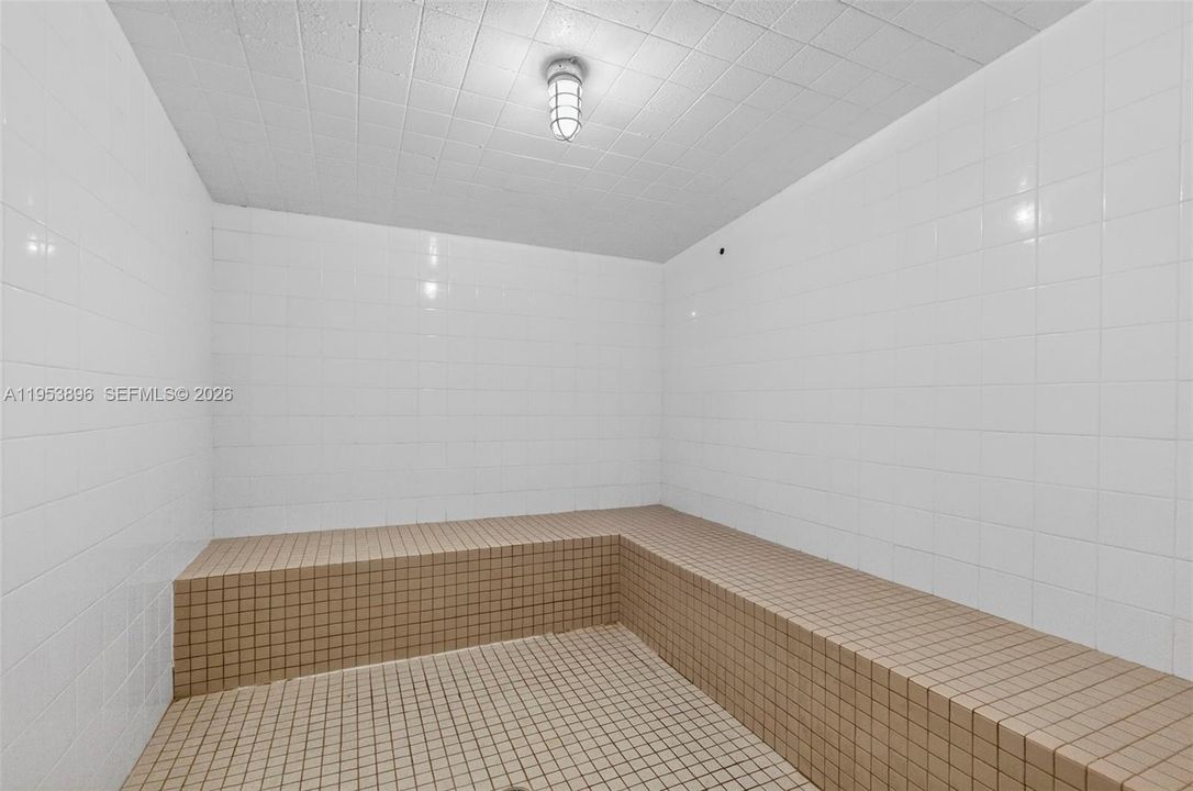 На продажу: $650,000 (2 спален, 2 ванн, 1625 Квадратных фут)