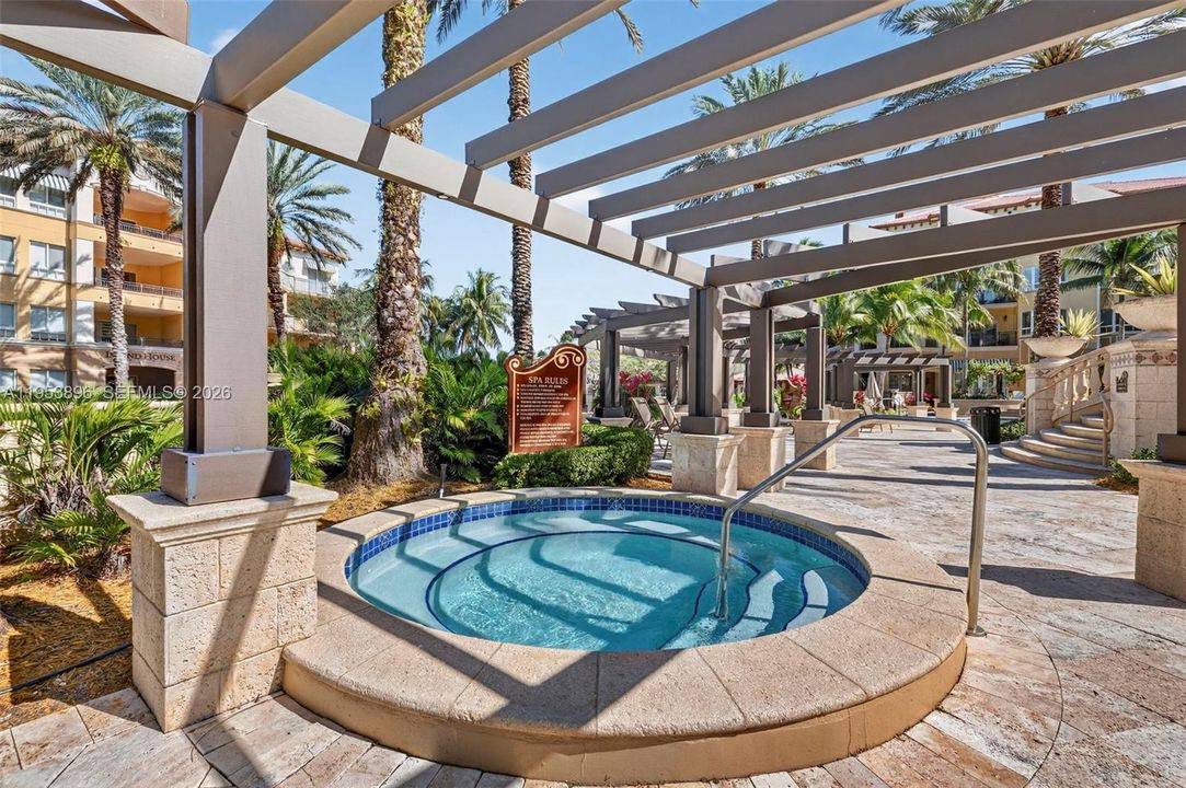 На продажу: $650,000 (2 спален, 2 ванн, 1625 Квадратных фут)