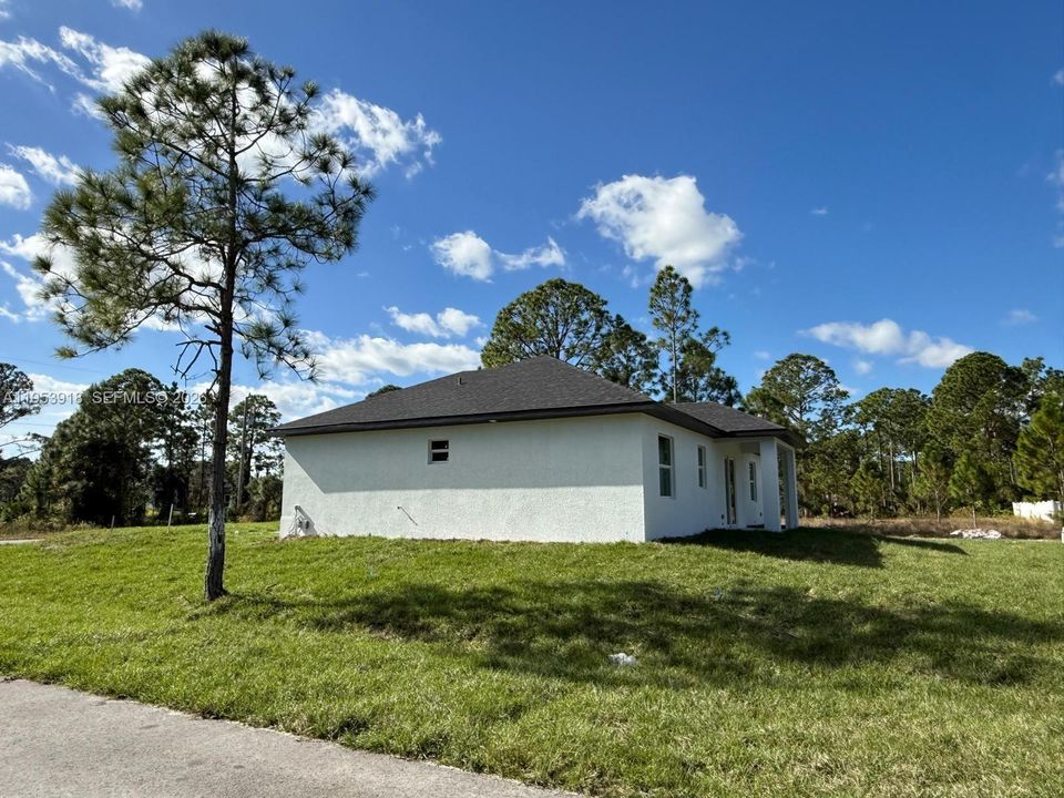 For Rent: $1,950 (4 beds, 2 baths, 0 Square Feet)