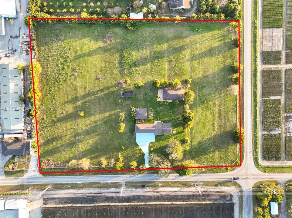 В аренду: $10,500 (4 спален, 3 ванн, 2198 Квадратных фут)