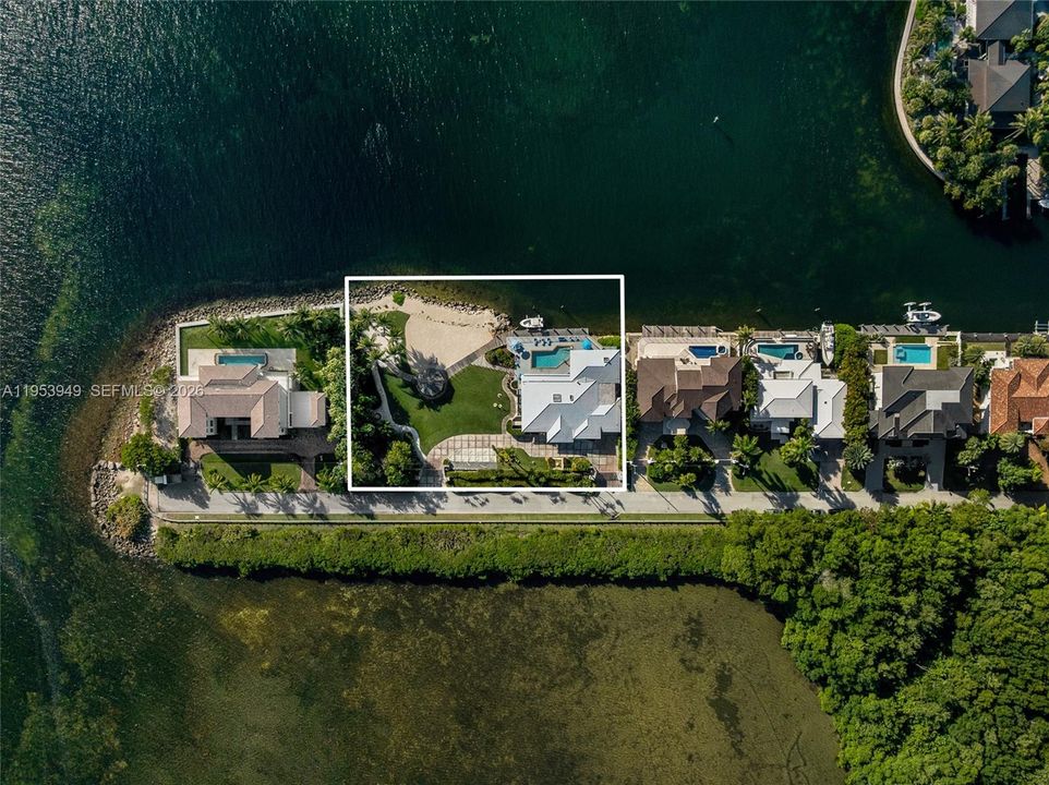 En Venta: $19,800,000 (5 camas, 5 baños, 3968 Pies cuadrados)
