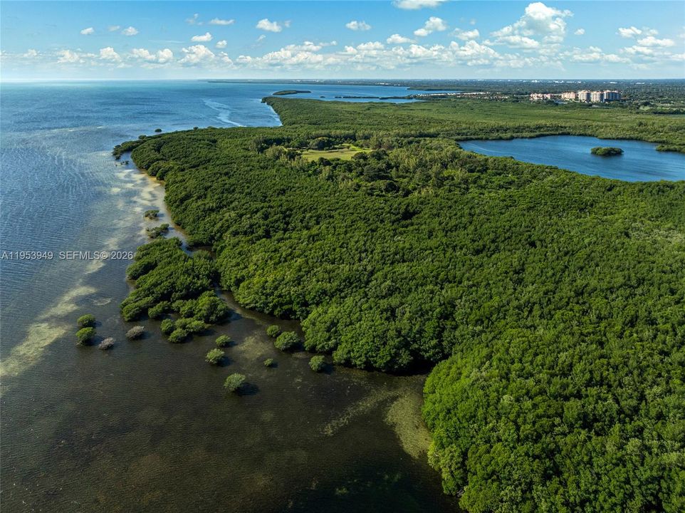 En Venta: $19,800,000 (5 camas, 5 baños, 3968 Pies cuadrados)
