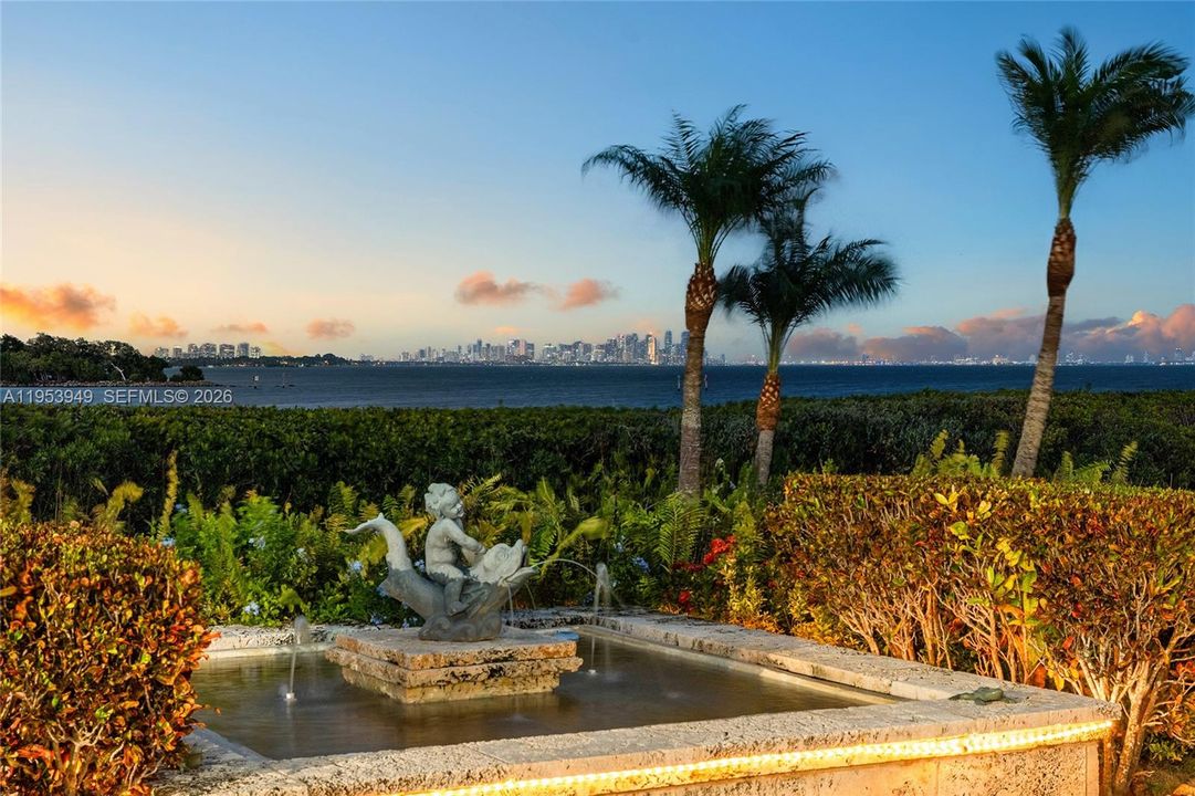 En Venta: $19,800,000 (5 camas, 5 baños, 3968 Pies cuadrados)