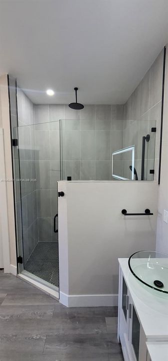 For Sale: $370,000 (3 beds, 2 baths, 1810 Square Feet)