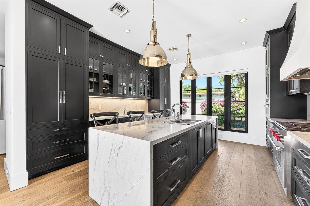 017-3218SouthOliveAvenue-WestPalmBeach-F