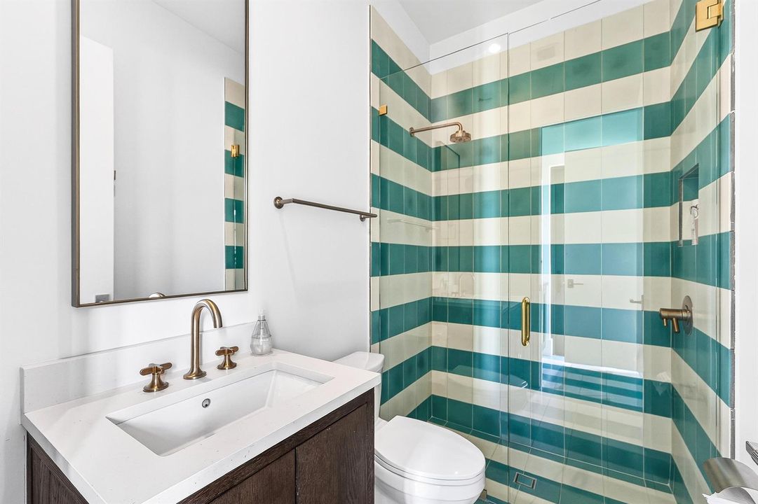 052-3218SouthOliveAvenue-WestPalmBeach-F