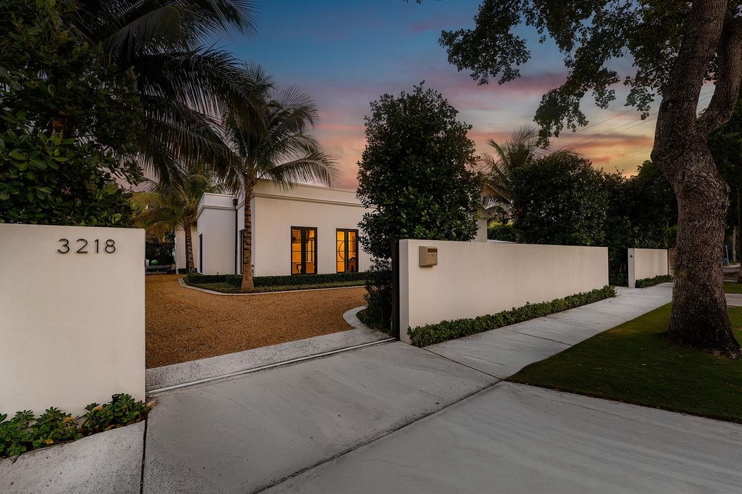 062-3218SouthOliveAvenue-WestPalmBeach-F