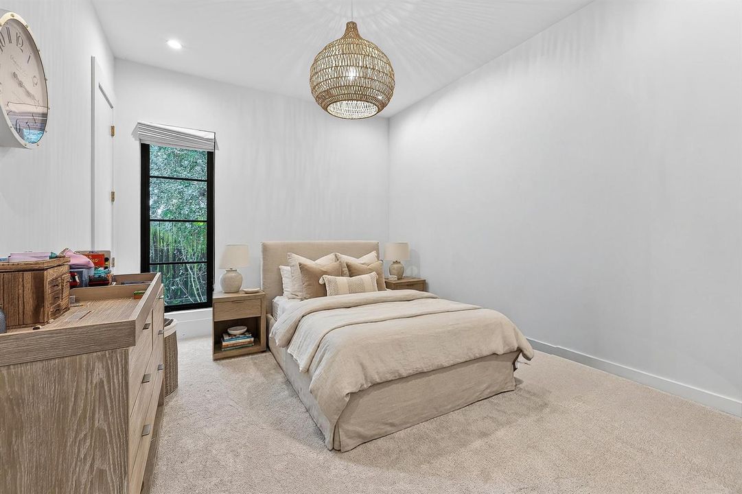 029-3218SouthOliveAvenue-WestPalmBeach-F