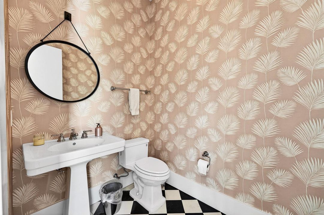 028-3218SouthOliveAvenue-WestPalmBeach-F