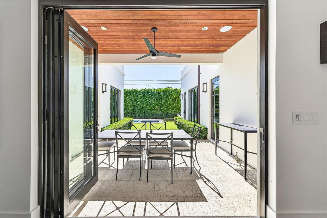 022-3218SouthOliveAvenue-WestPalmBeach-F
