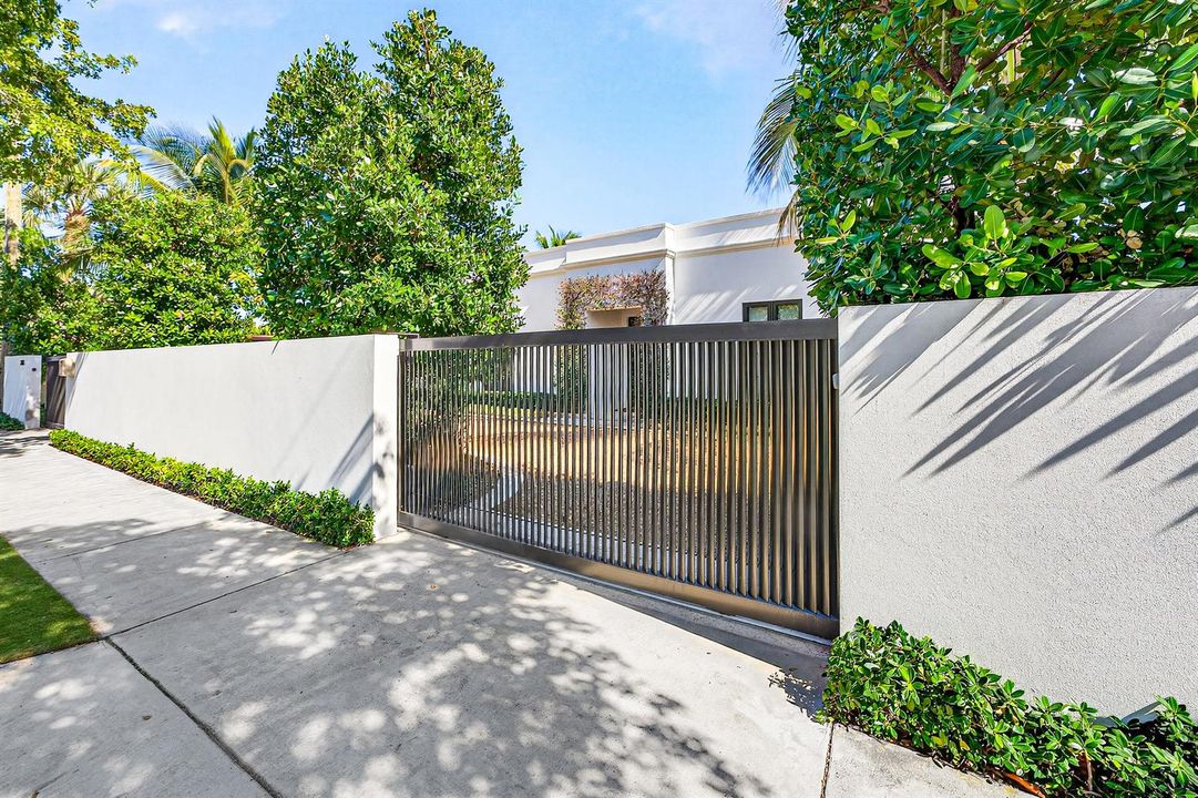 006-3218SouthOliveAvenue-WestPalmBeach-F