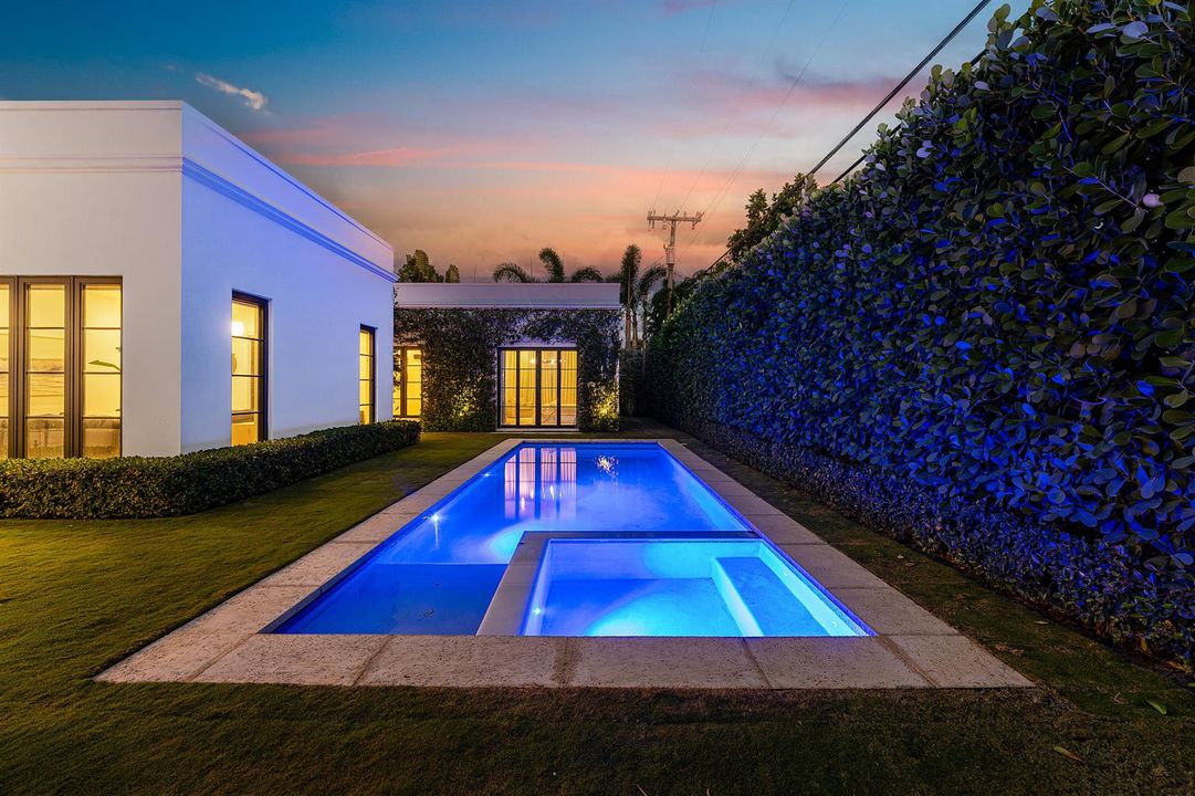 072-3218SouthOliveAvenue-WestPalmBeach-F