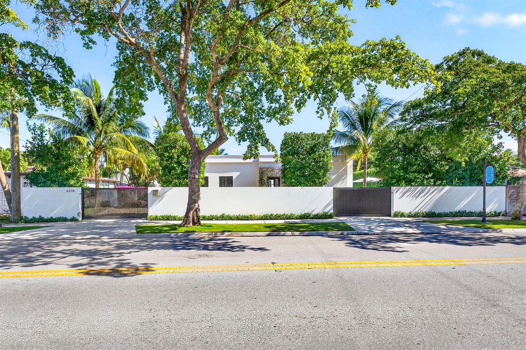 001-3218SouthOliveAvenue-WestPalmBeach-F