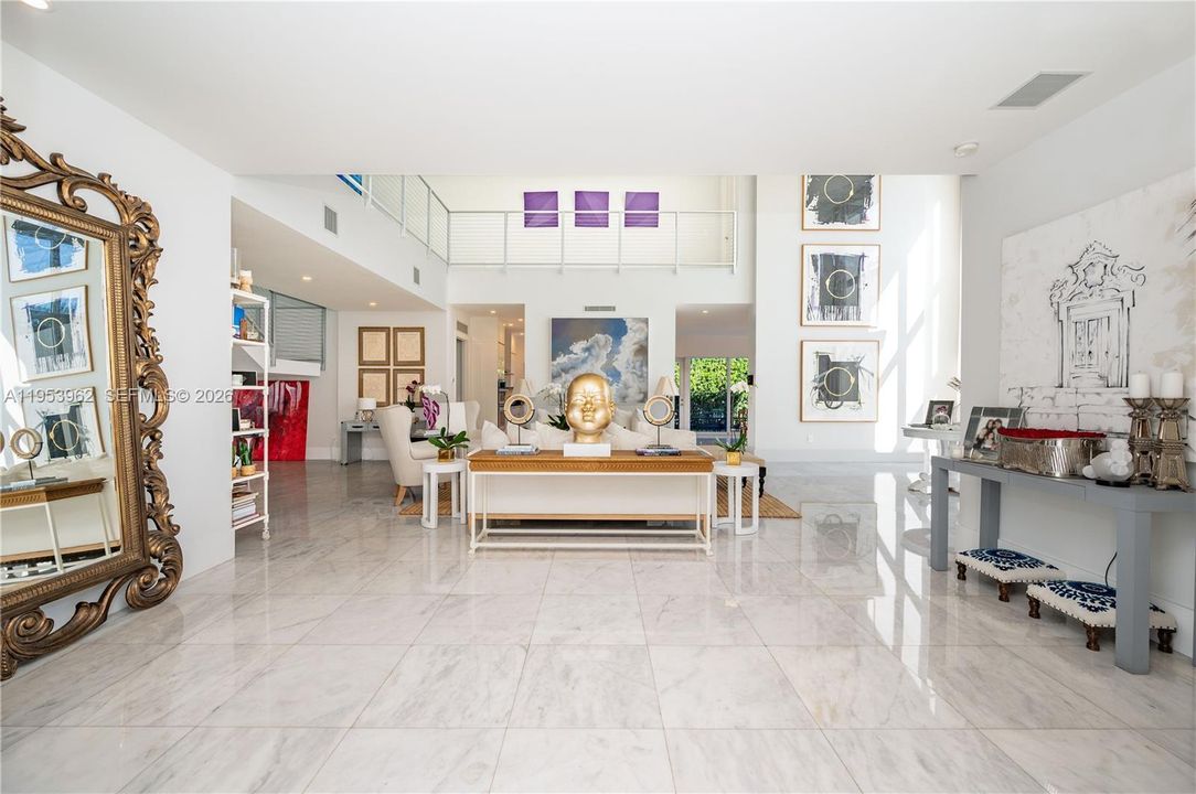 For Rent: $38,000 (6 beds, 6 baths, 5679 Square Feet)