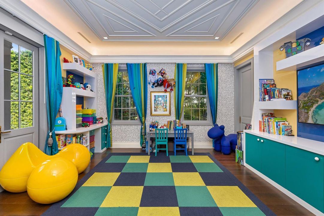 Kids Room 1 TV