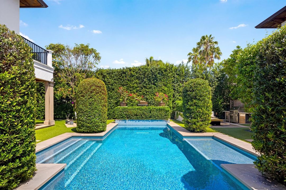 Pool 1