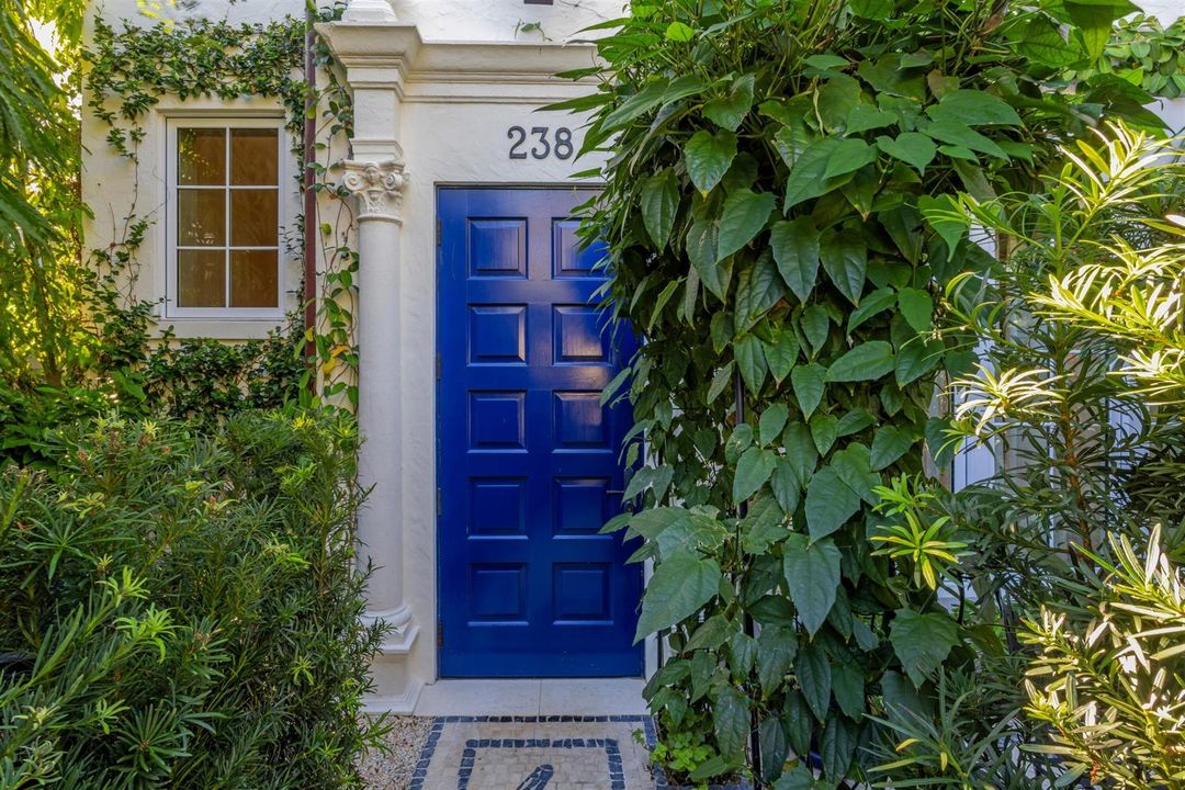 ENTRANCE_DETAIL_EB