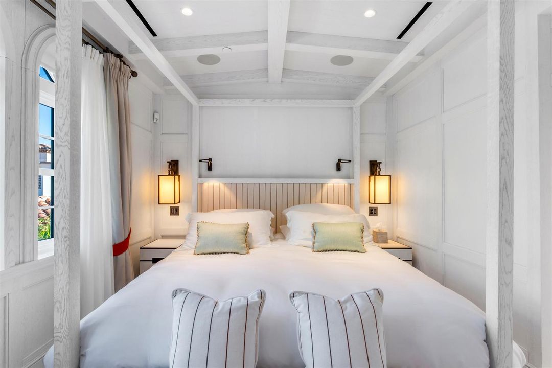 BEDROOM_2_DETAIL_EB