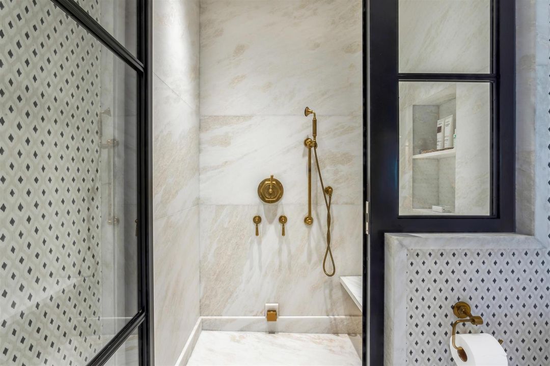 PRIMARY_BATHROOM_SHOWER_EB