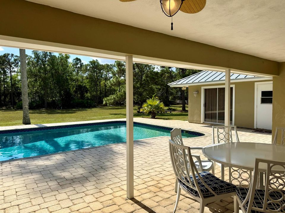 patio to pool