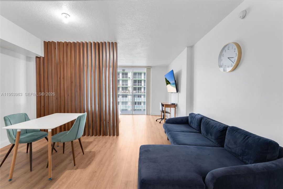 En Venta: $279,000 (0 camas, 1 baños, 508 Pies cuadrados)