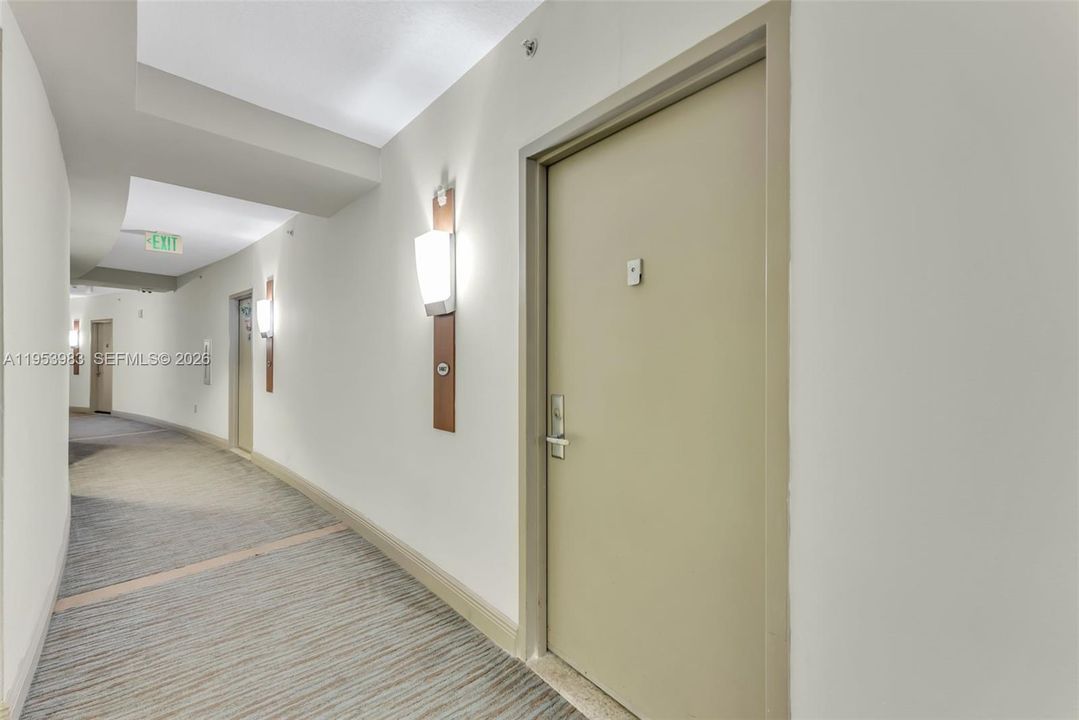 En Venta: $279,000 (0 camas, 1 baños, 508 Pies cuadrados)