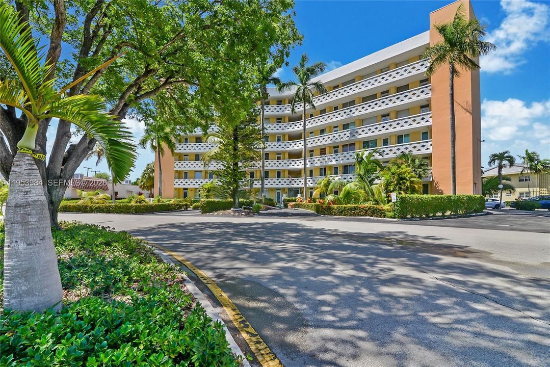 For Sale: $189,900 (2 beds, 1 baths, 650 Square Feet)