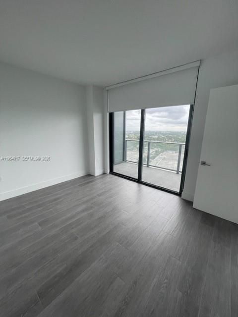 For Sale: $475,000 (1 beds, 1 baths, 593 Square Feet)