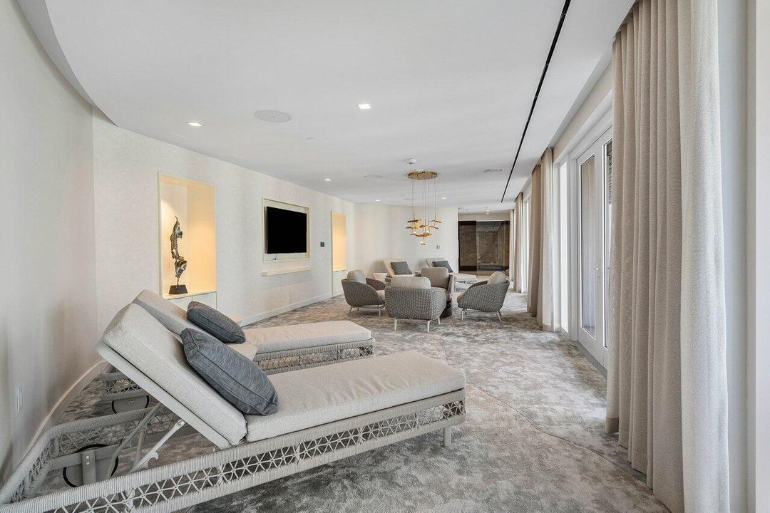 053-200SoutheastMiznerBoulevard-Unit605-