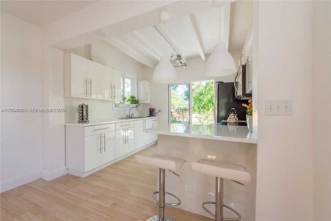 For Sale: $880,000 (0 beds, 0 baths, 2331 Square Feet)