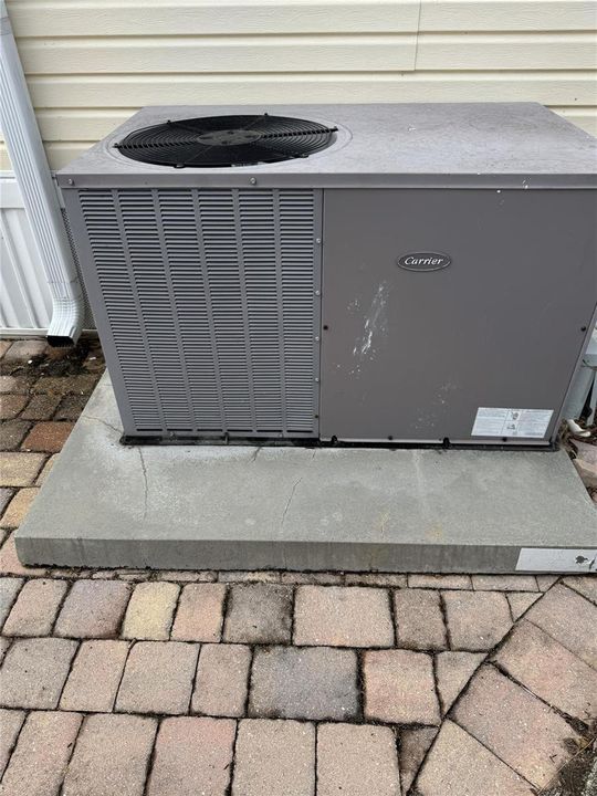Carrier AC