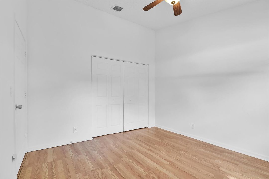 Interior bedroom #2