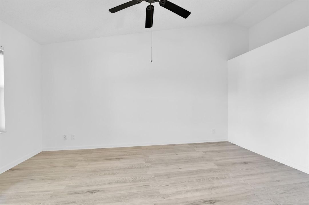 Interior master bedroom