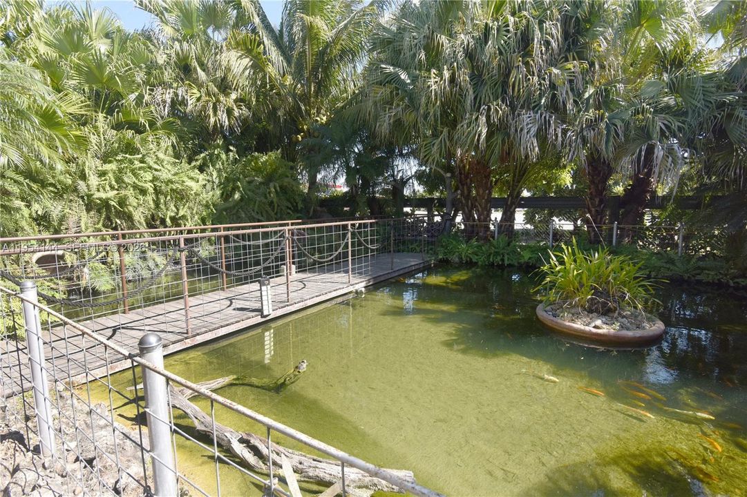 En Venta: $2,995,000 (3 camas, 3 baños, 1905 Pies cuadrados)