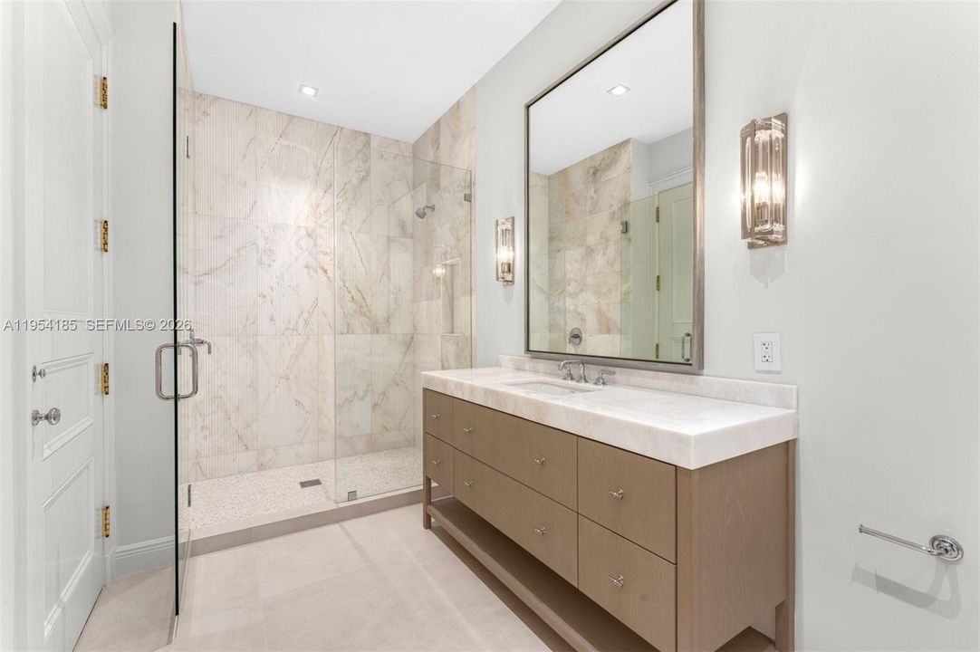 For Sale: $18,900,000 (5 beds, 5 baths, 8435 Square Feet)